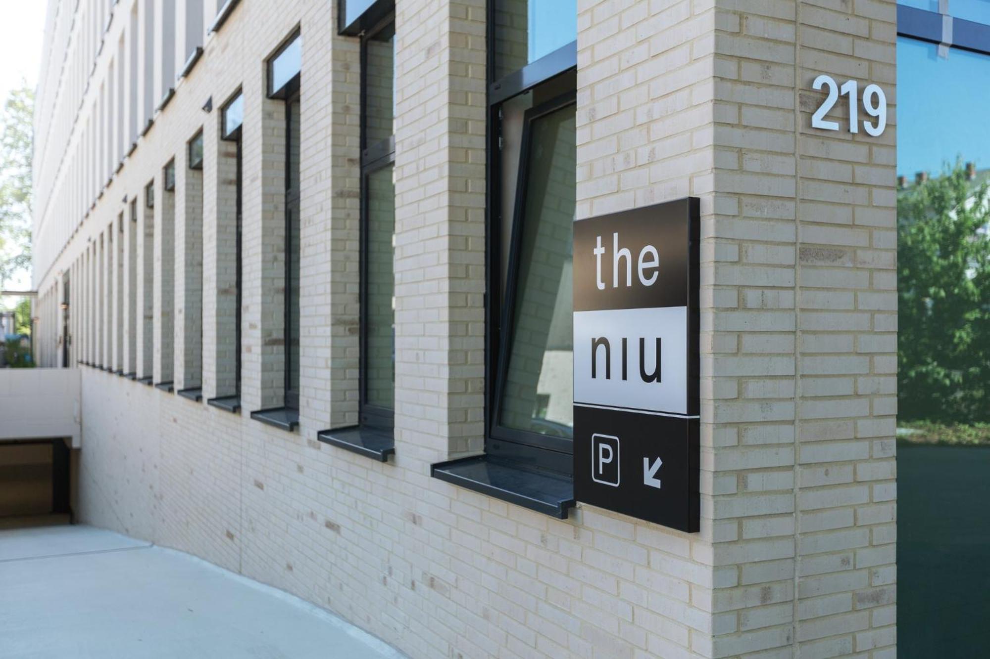 - The Niu, Seven Ost By Ihg Düsseldorf