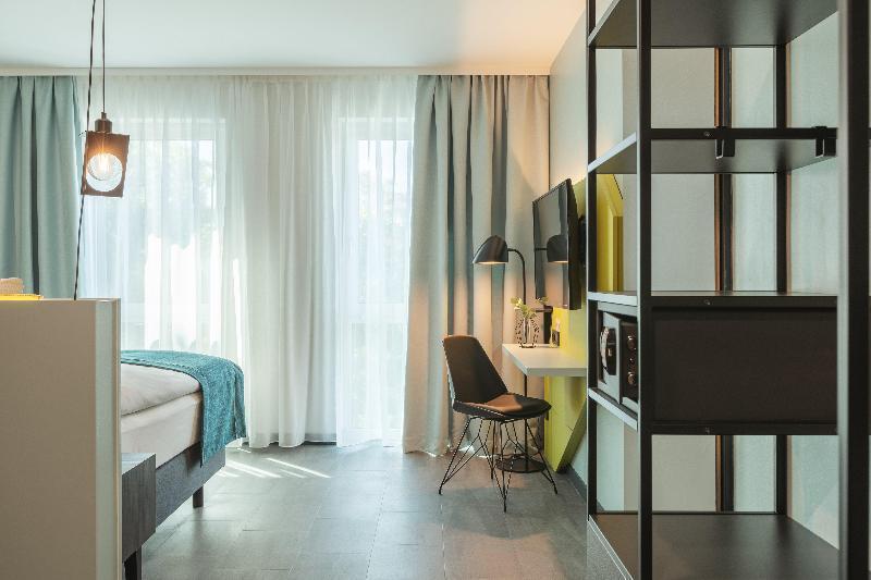 - The Niu, Seven Ost By Ihg Hotel Düsseldorf